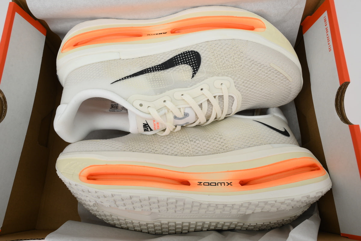 Nike Vomero Premium Men's Road Running Shoes - Guava Ice