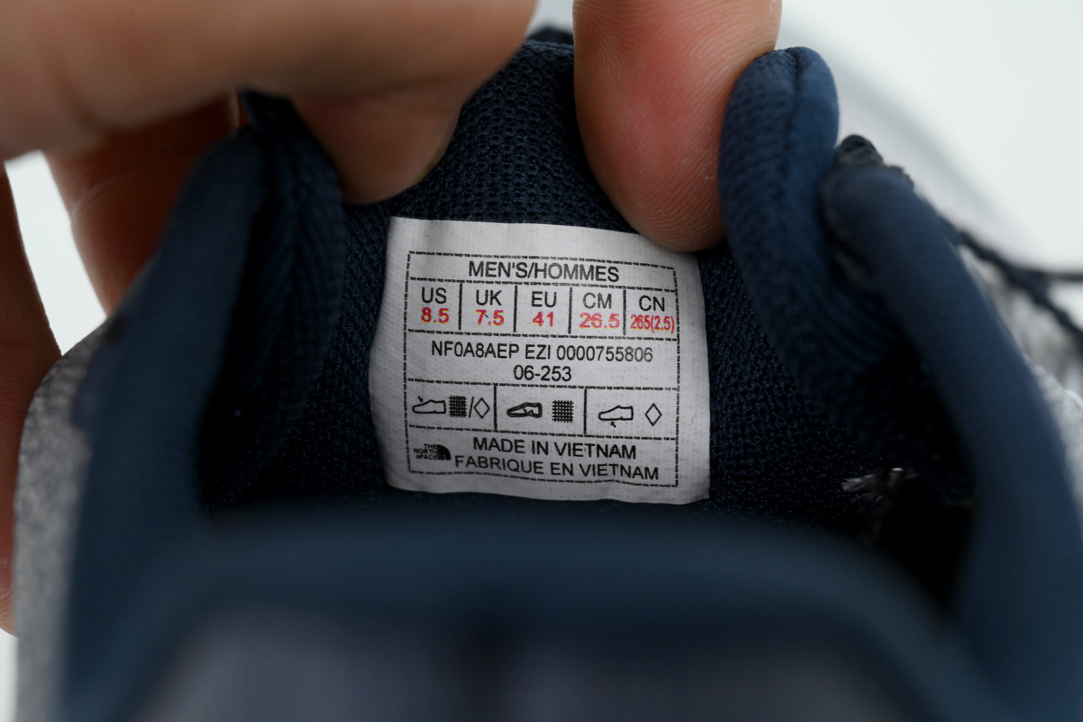 The North Face Men's VECTIV Enduris 4 "Summit Navy/Steel Grey"