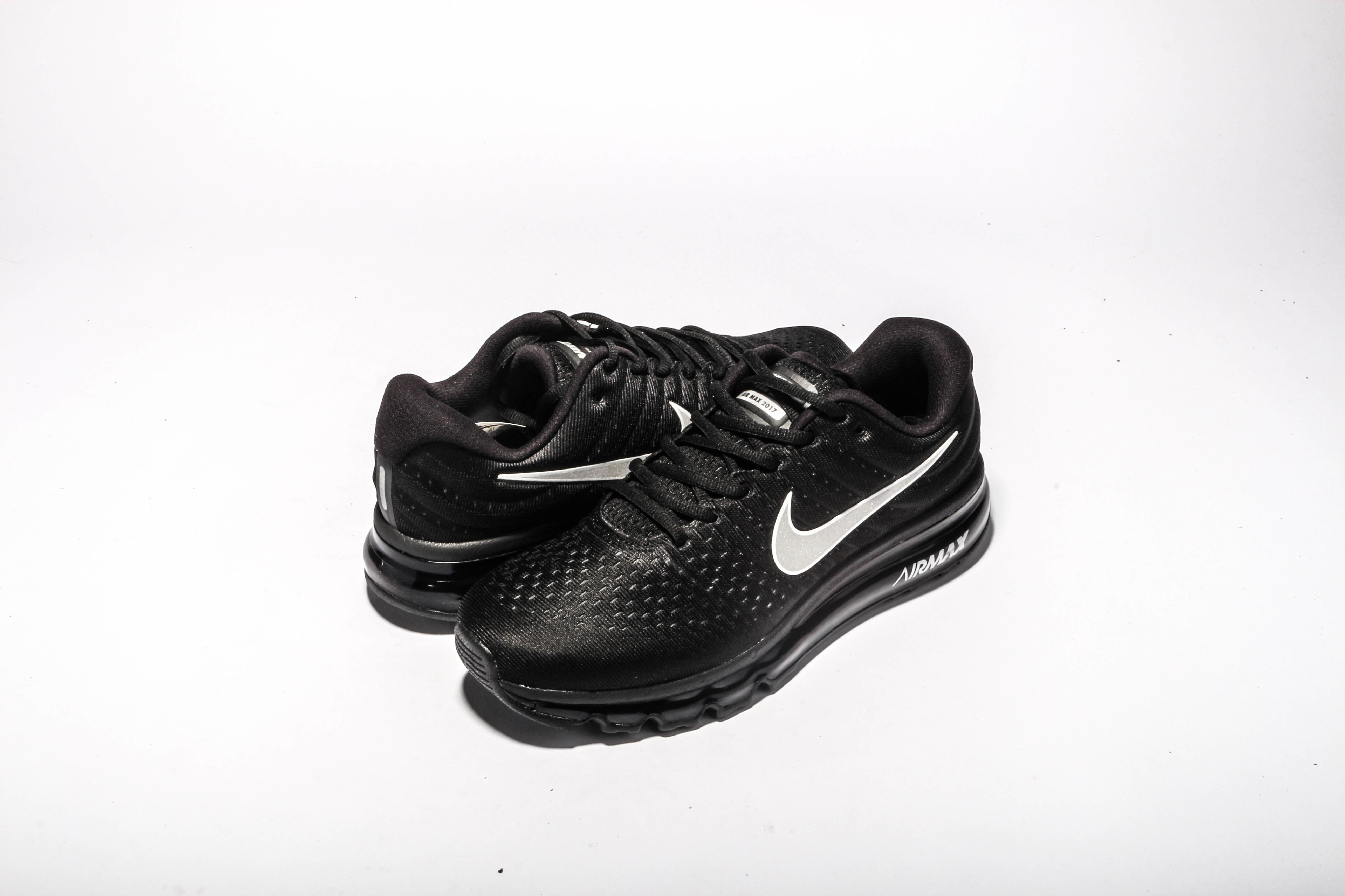 Nike Air Max 2017 "Black/White"