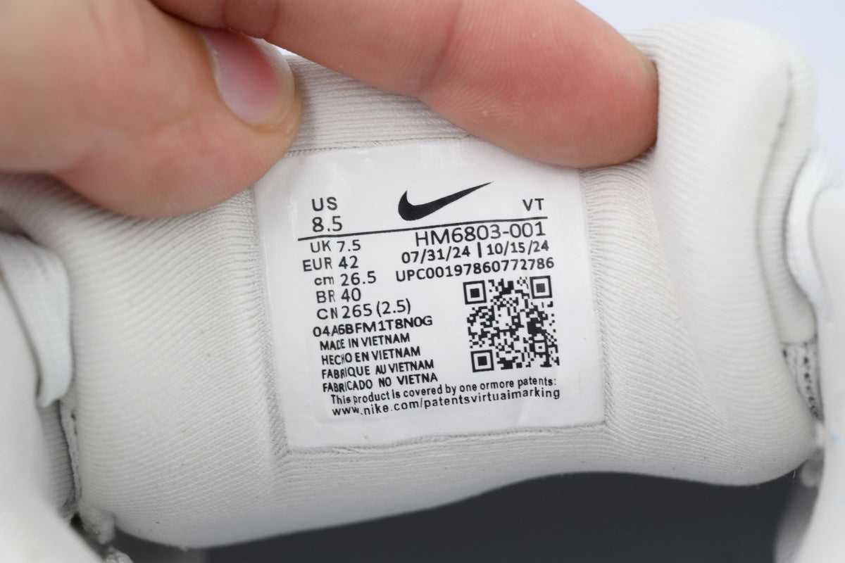 Nike Vomero 18 Running Shoes - White/Hot Lava