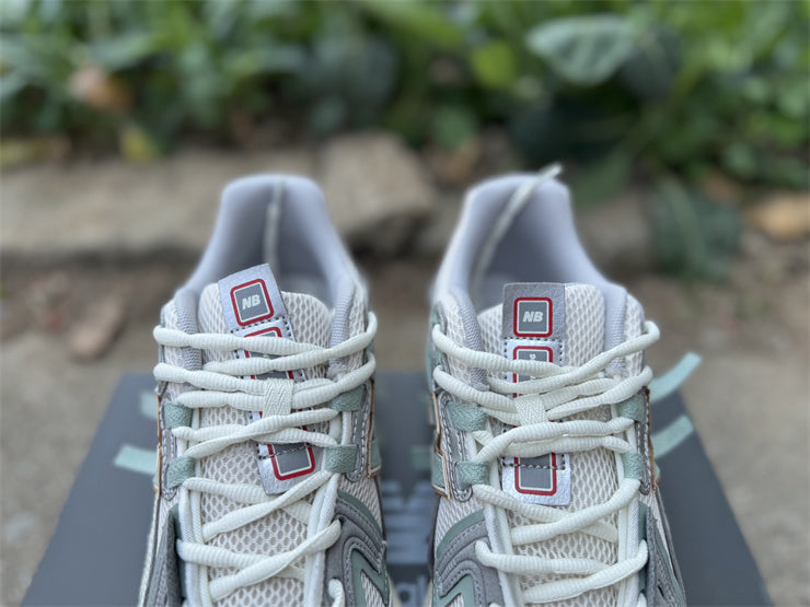 New Balance 1906A