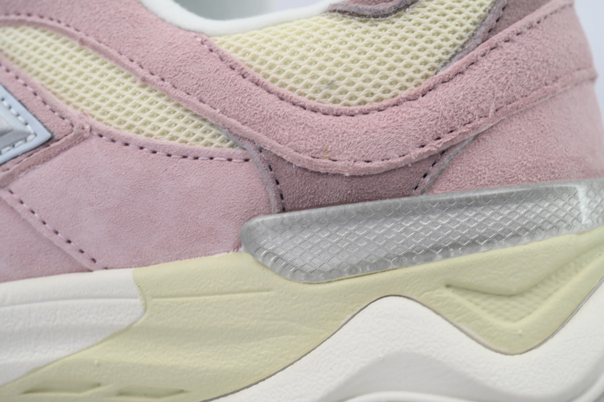 New Balance 9060 'Rose Sugar'