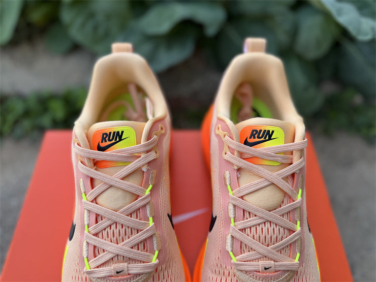Nike ZoomX Vomero 18 "Orange Chalk"