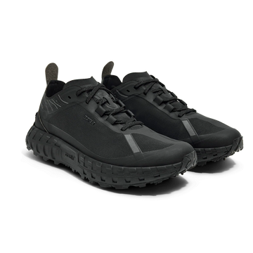 norda 001 "Stealth Black"