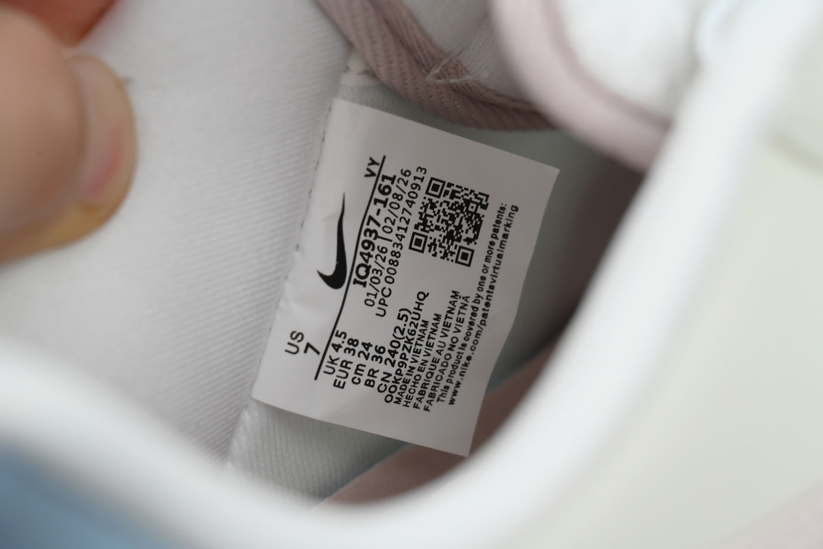 Nike Air Force 1 Low '07 "Valentine's Day" Sneakers