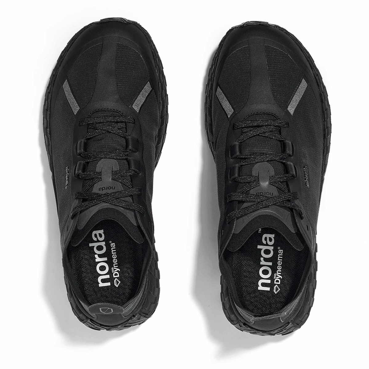 norda 001 "Stealth Black"