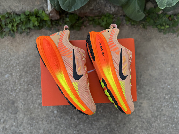 Nike ZoomX Vomero 18 "Orange Chalk"