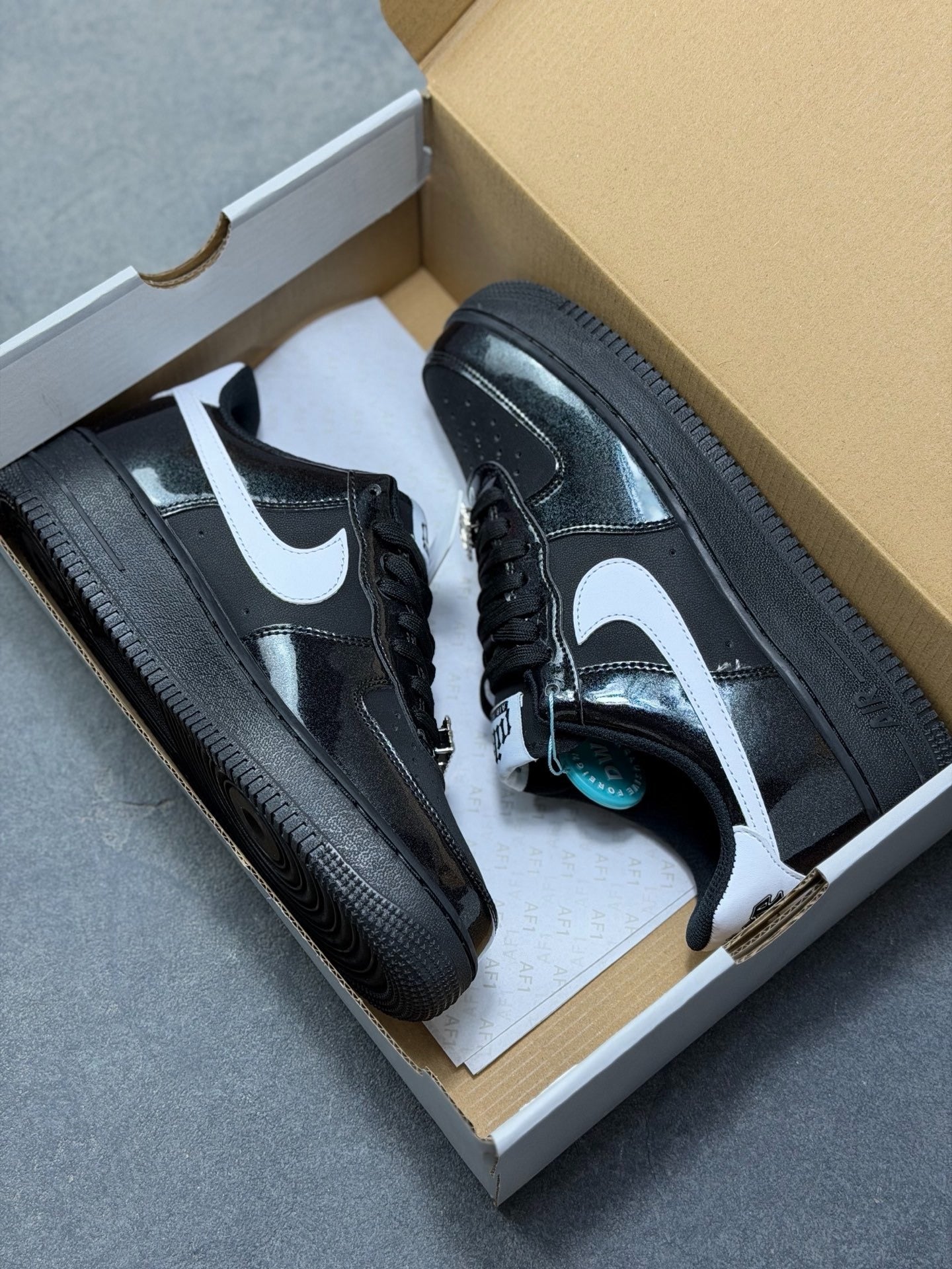 Nike Air Force 1 '07 Low Black Patent