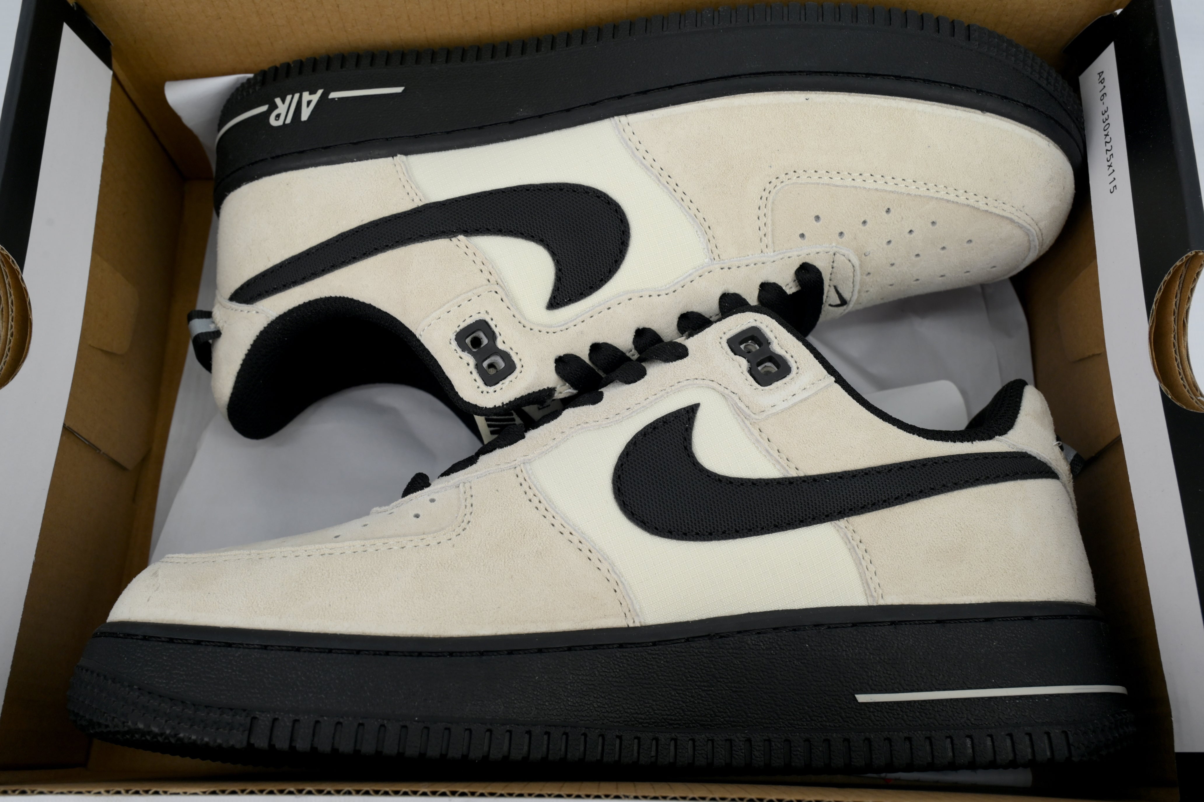Nike Air Force 1 Low '07 LV8 "Desert Khaki"