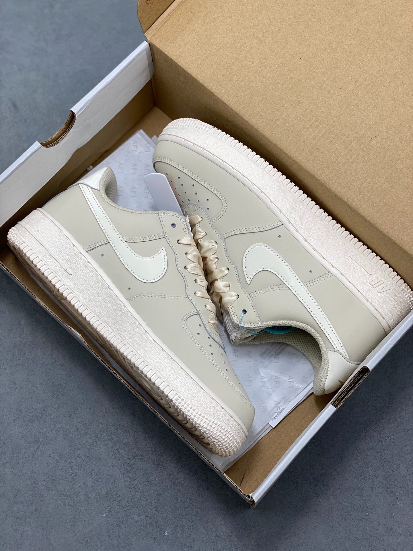 Nike Air Force 1 '07 Low "Sail Cream Satin Ribbon"
