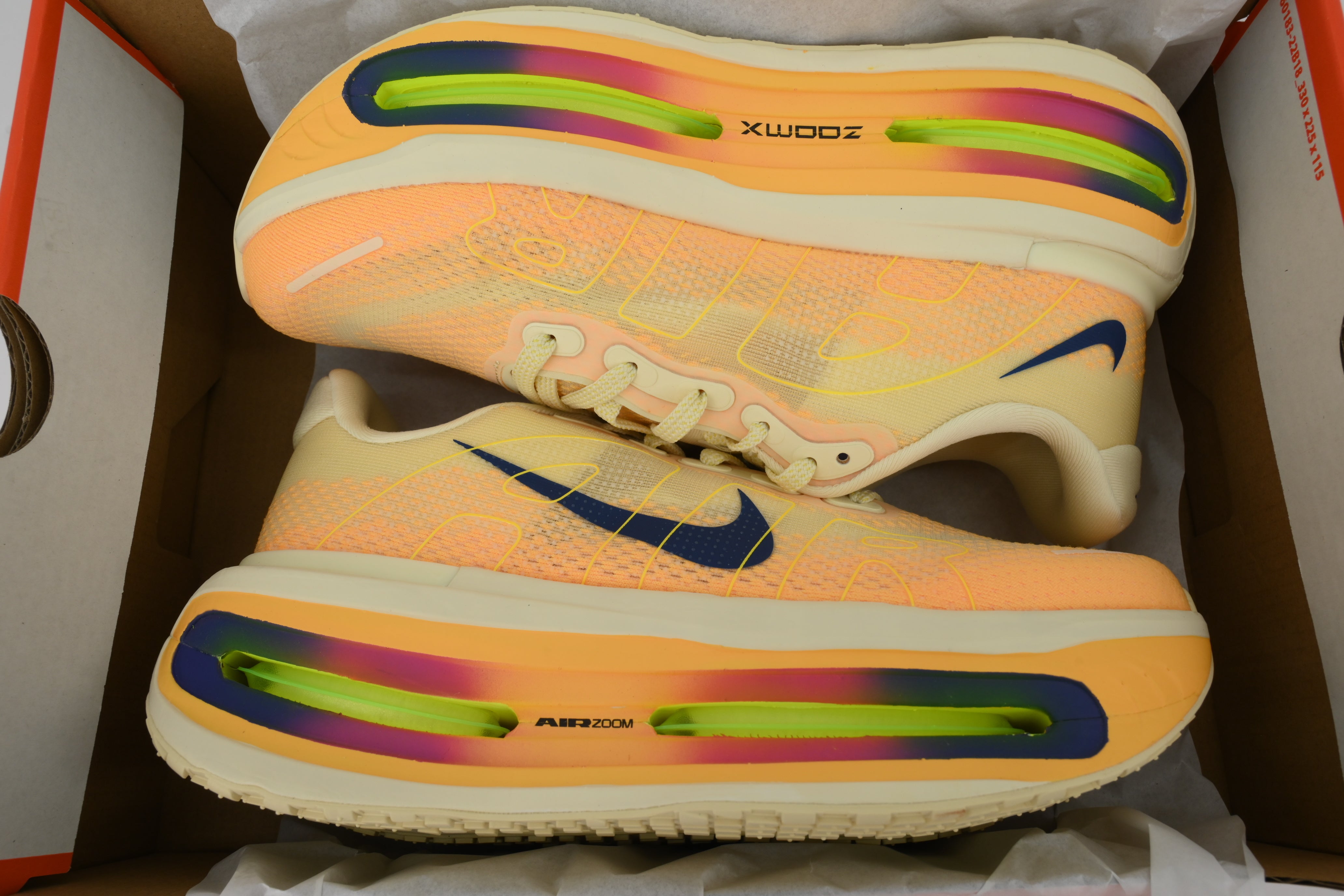 Nike Vomero Premium Men's Road Running Shoes - Alabaster/Orange