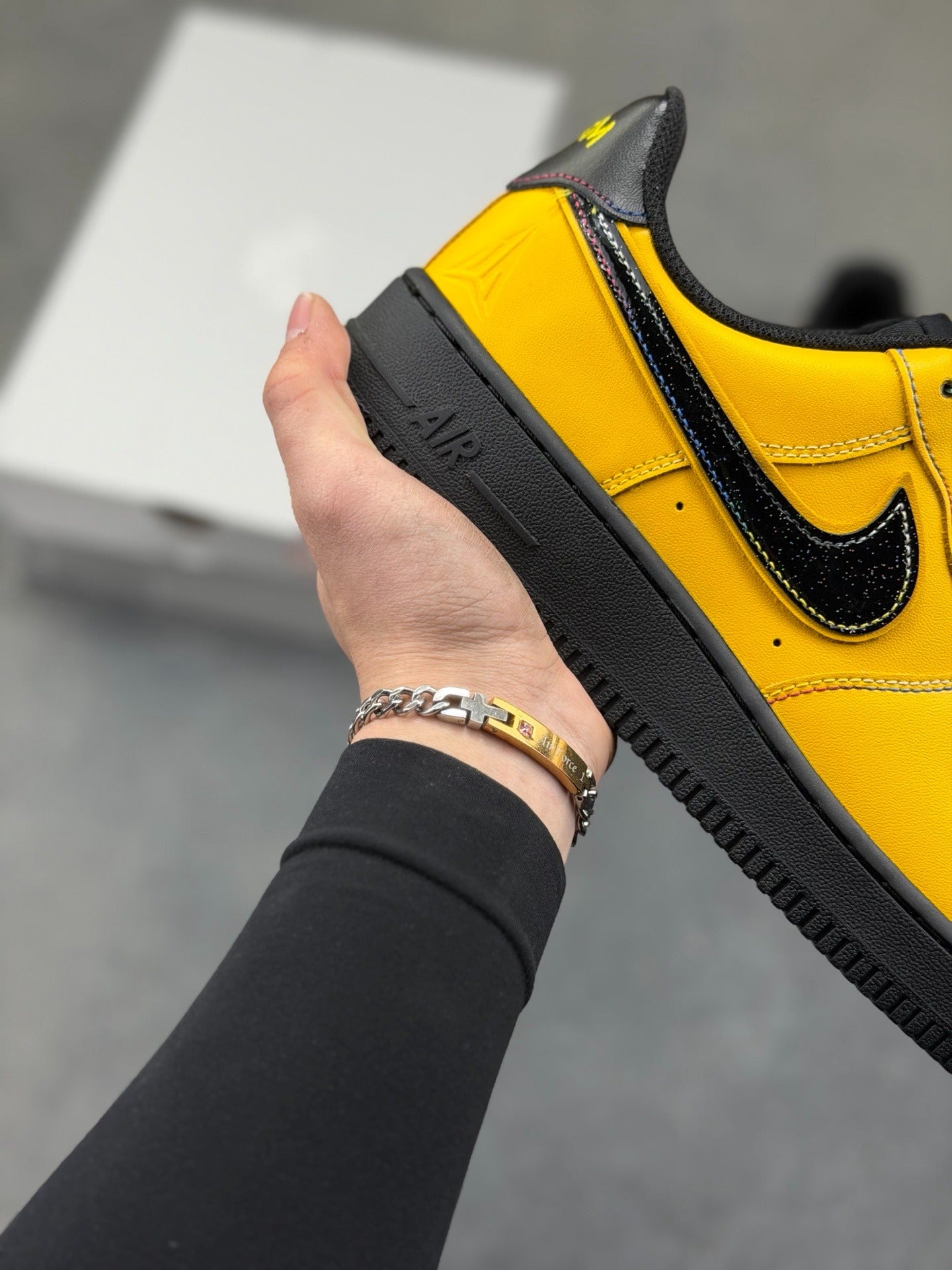 Nike Air Force 1 '07 Low "Bumblebee Yellow & Patent Black"