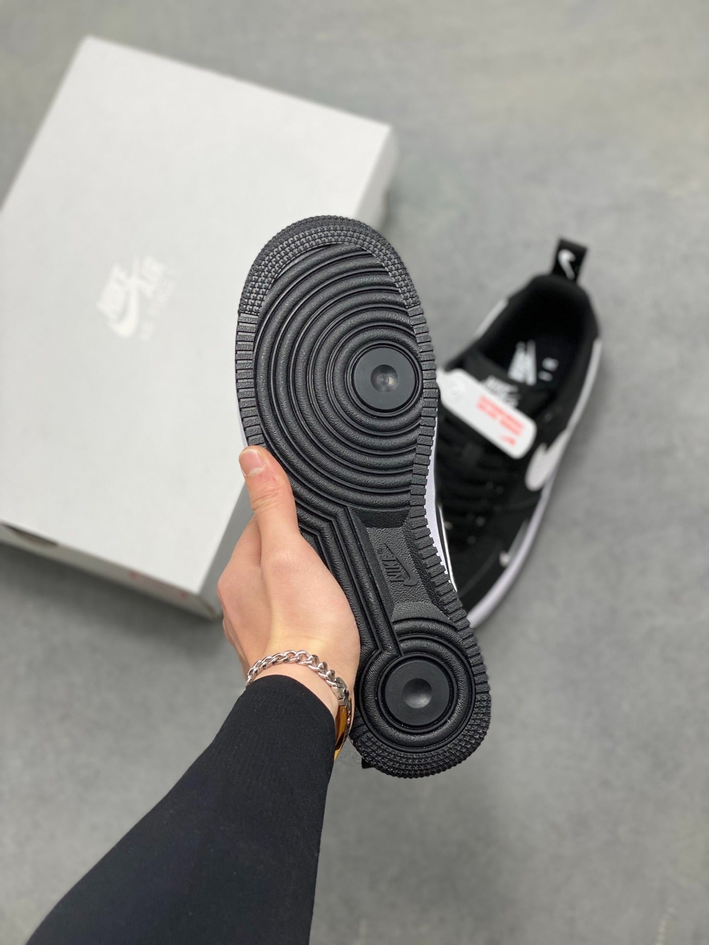 Nike Air Force 1 '07 Low "Black/White