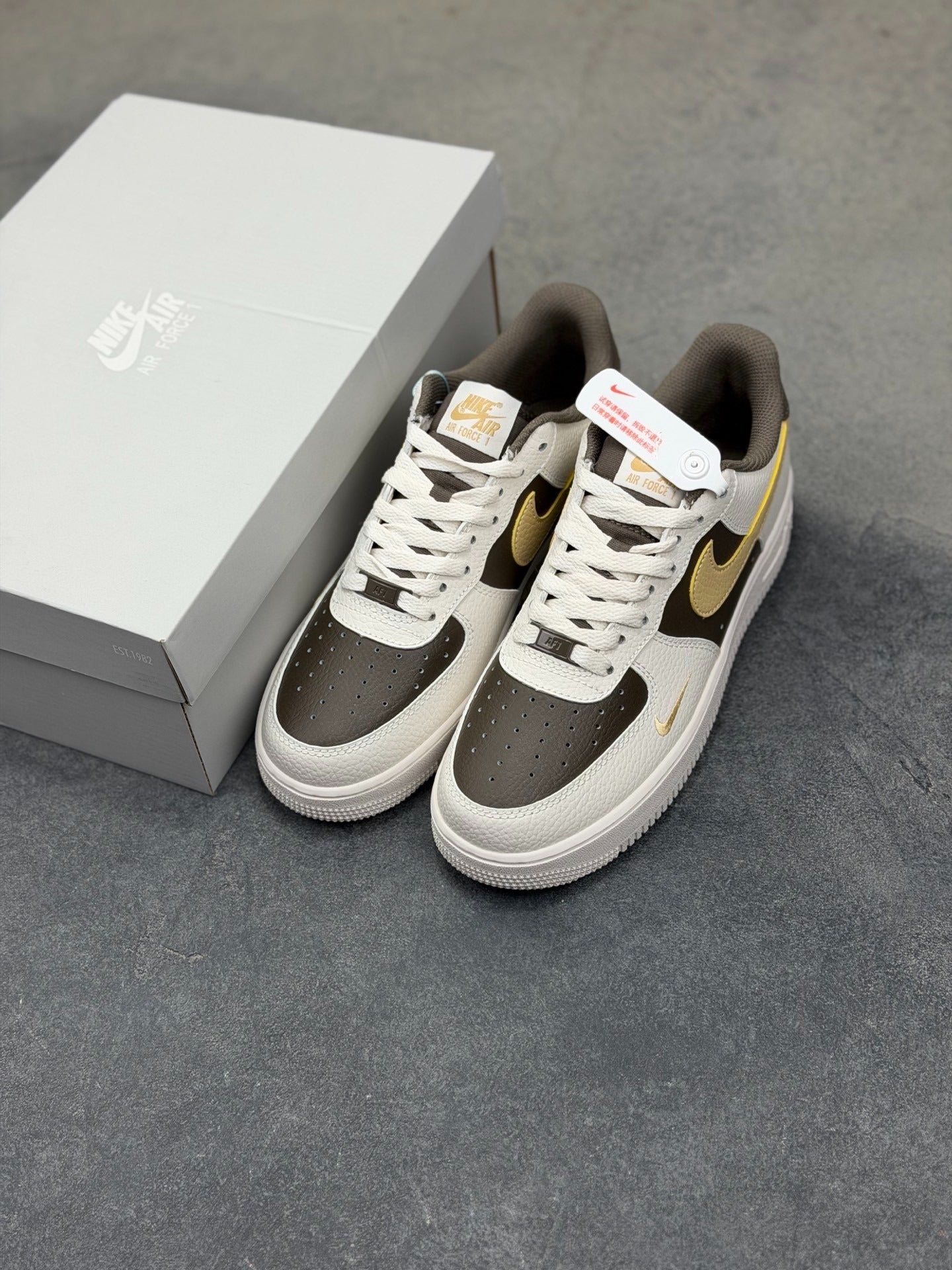 Nike Air Force 1 '07 LV8 Dark Chocolate  Women's