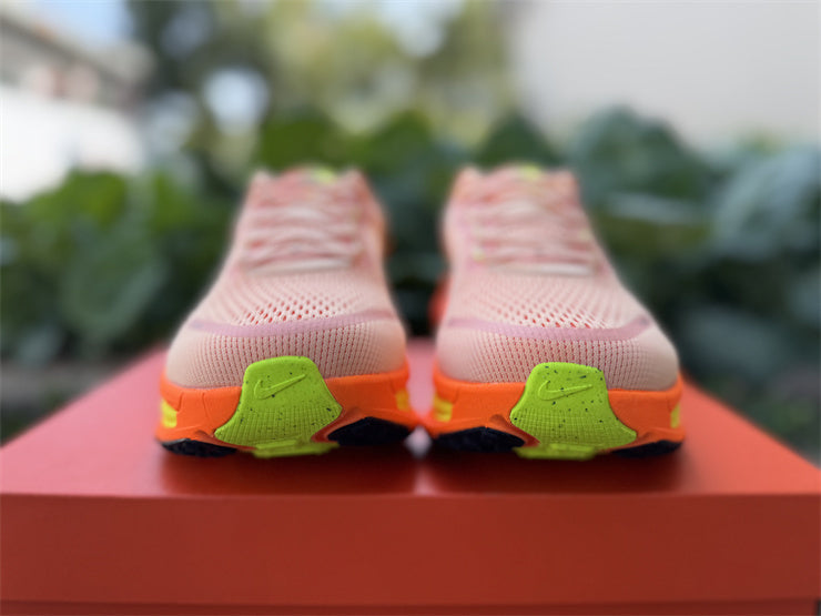 Nike ZoomX Vomero 18 "Orange Chalk"