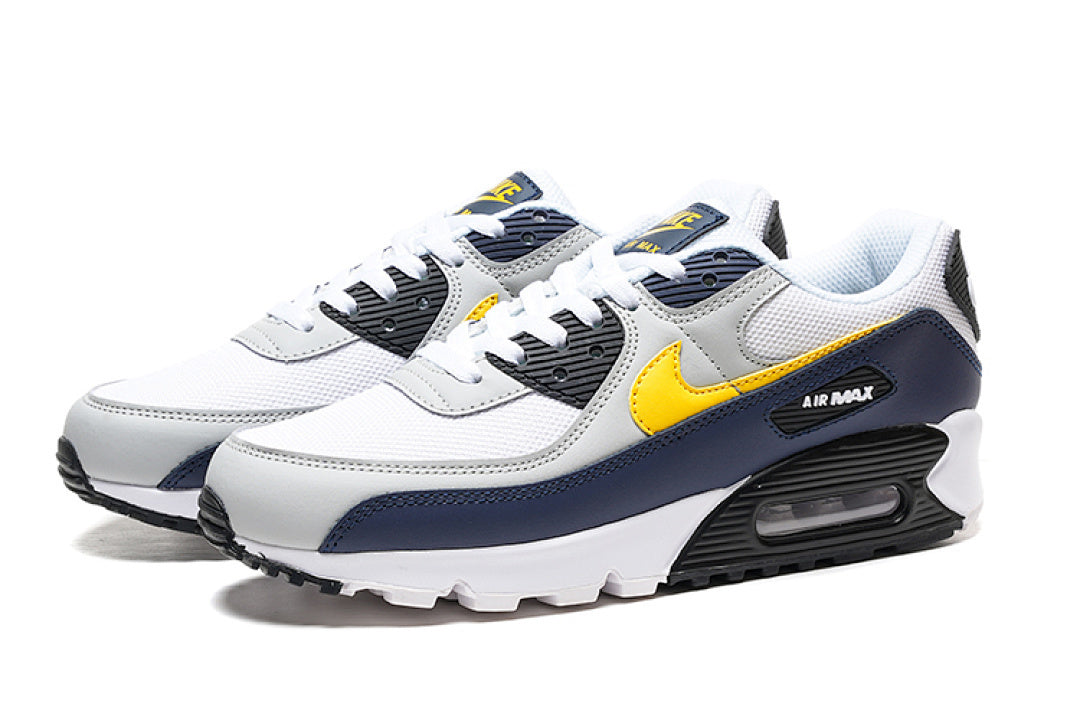Nike Air Max 90 Essential