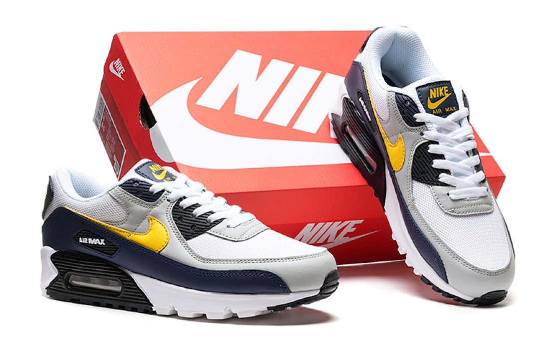 Nike Air Max 90 Essential