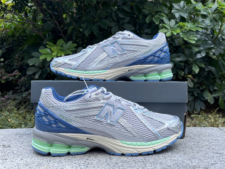 New Balance 1906R