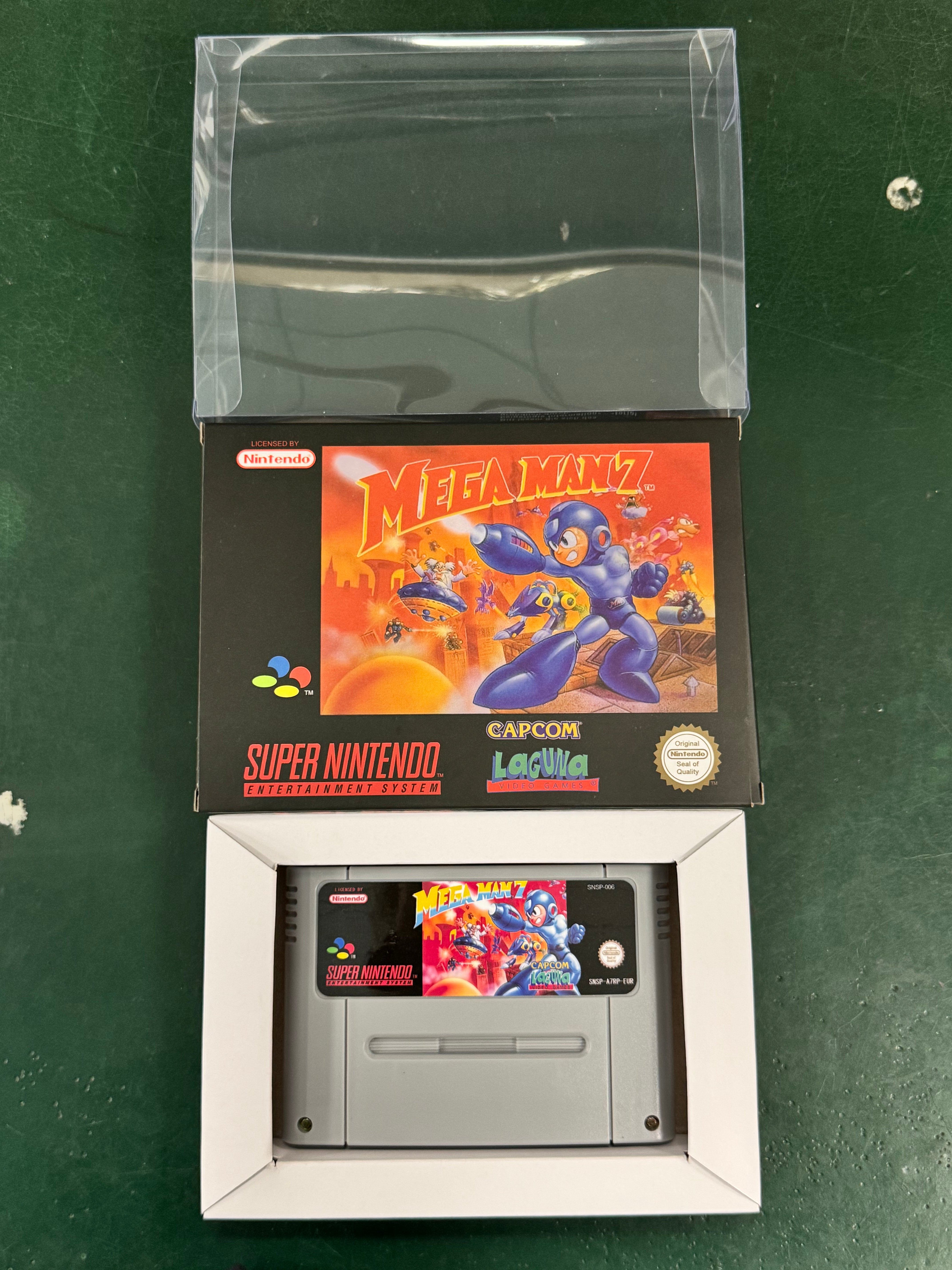 Mega Man 7 SNES PAL EUR game cartridge console video game with Box