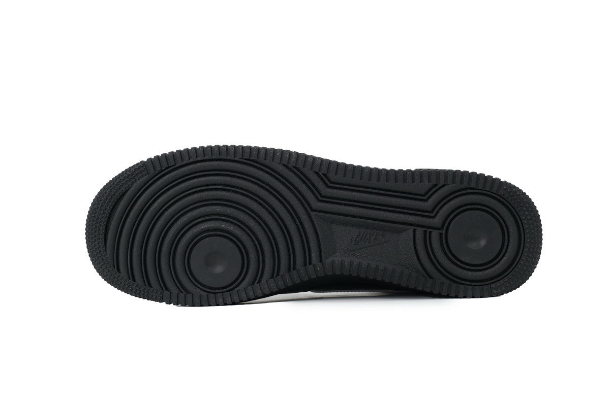 Nike Air Force 1 Low Supreme "Black White"