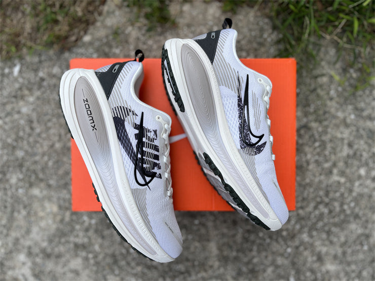 Nike ZoomX Vomero 18 "Graphic White/Black"