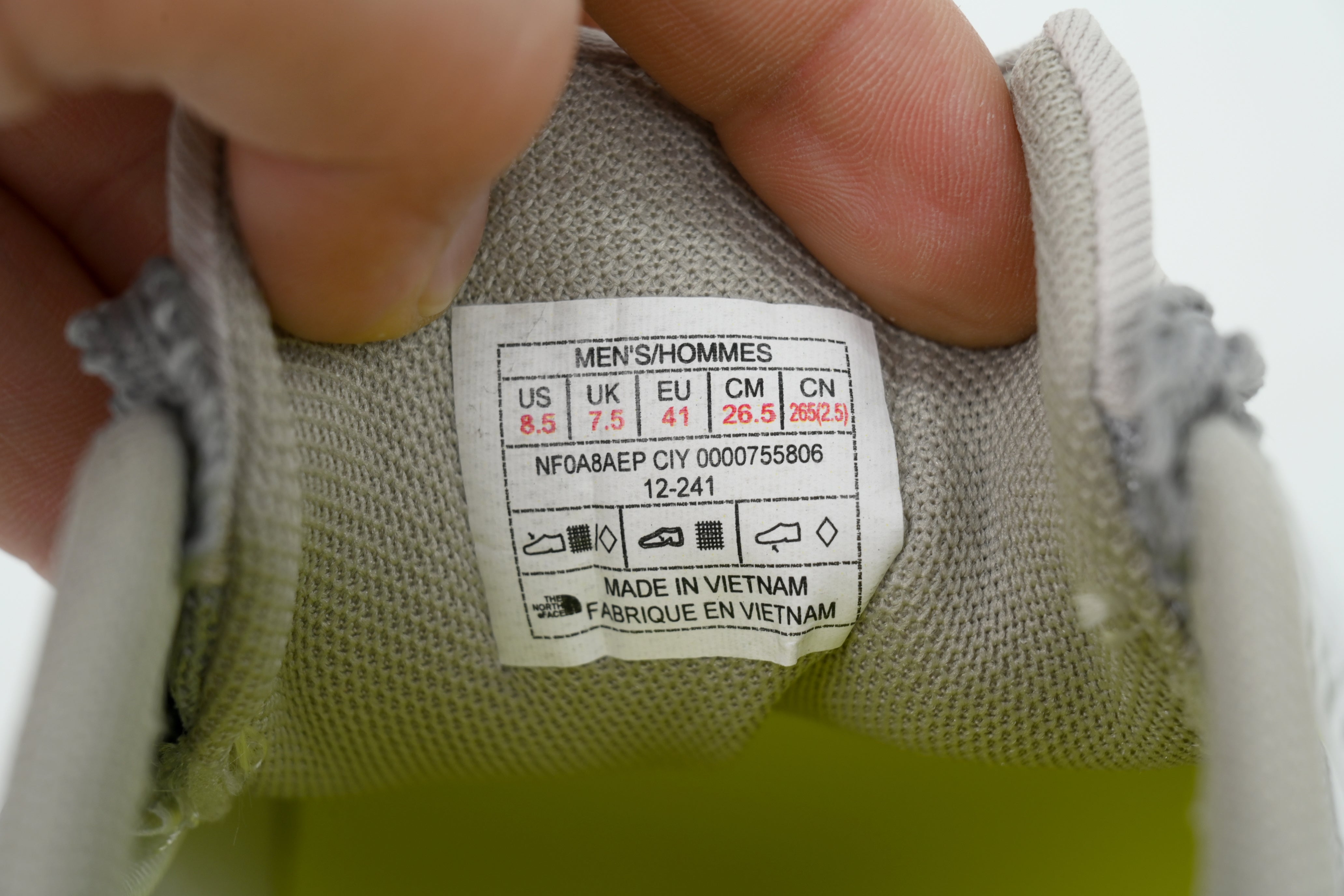 The North Face Men's VECTIV Enduris 4 "Light Grey/Lime"