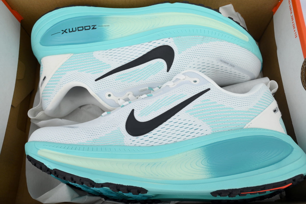 Nike Vomero 18 Running Shoes - White/Glacier Blue