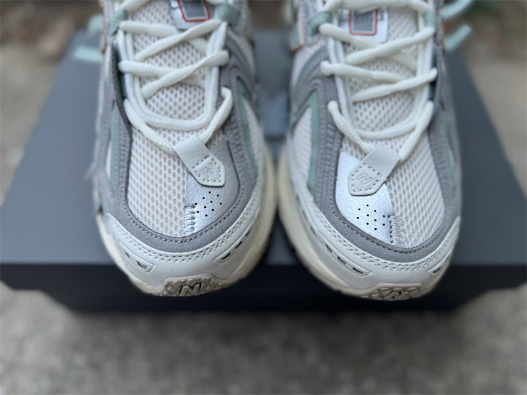 New Balance 1906A