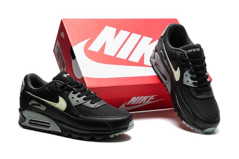 Nike Air Max 90 GORE-TEX