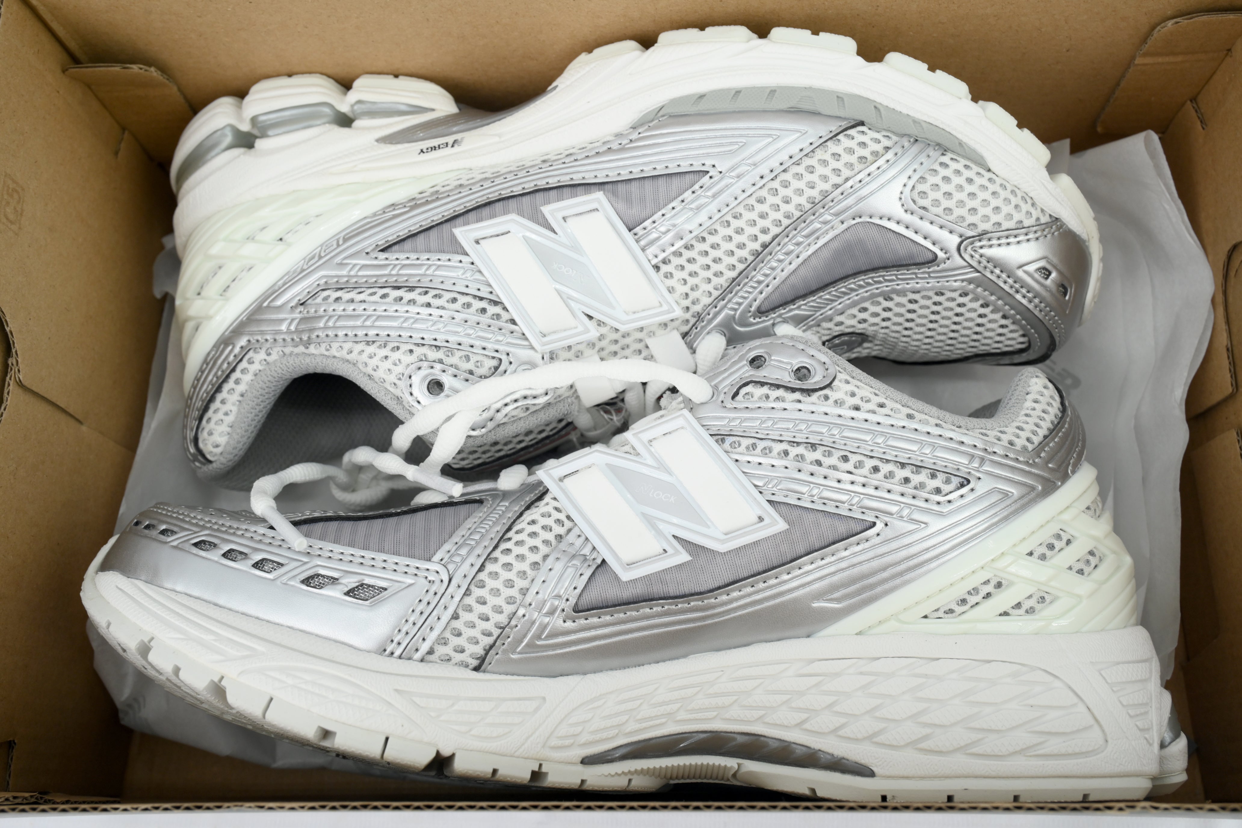 New Balance 1906R 'Urbancore Silver White Metallic'
