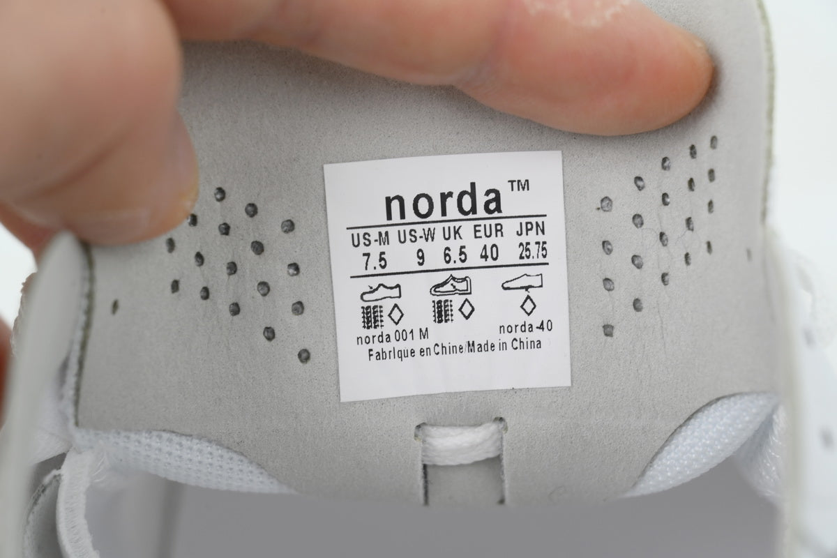 Norda 001 Trail Running Shoes "White / Gum"