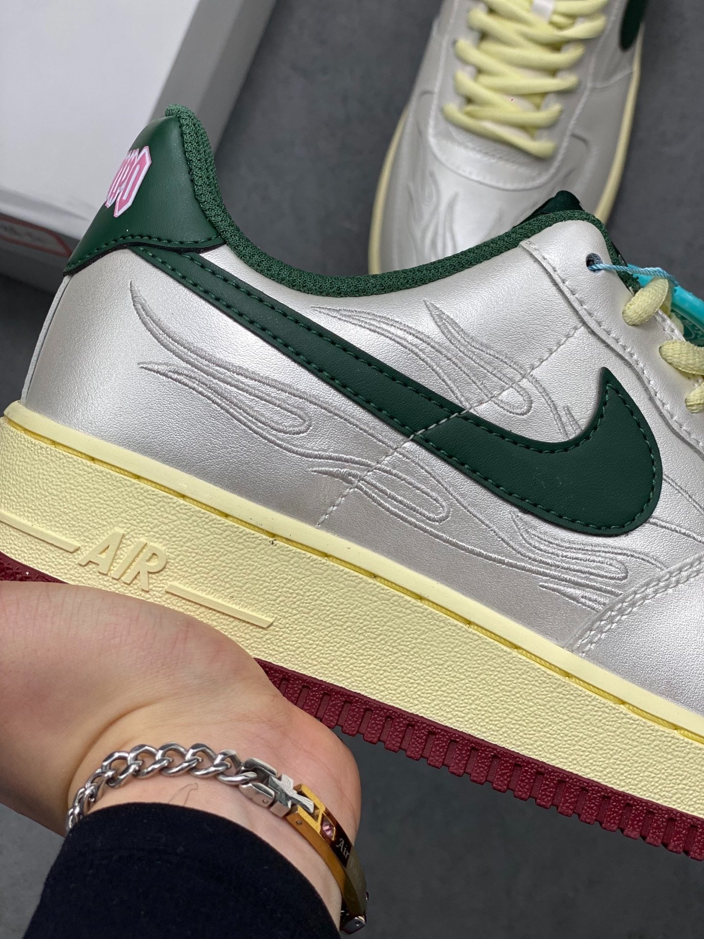 Nike Air Force 1 '07 Low "Pearlized Metallic & Green"