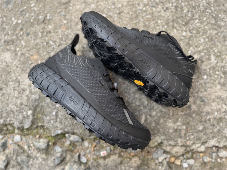 norda 001 "Stealth Black"