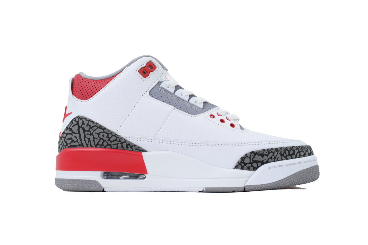 Air Jordan 3 Retro OG "Fire Red" (2022)