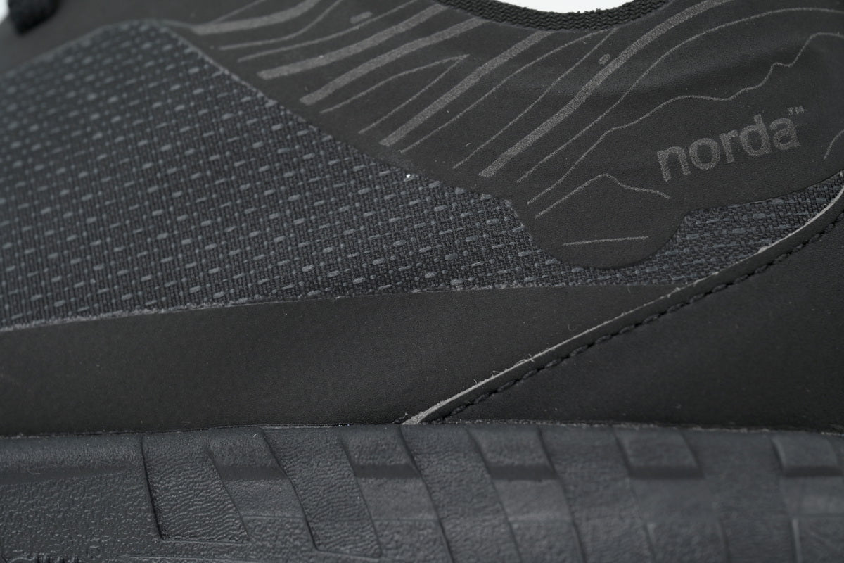 Norda 001 Trail Running Shoes "Stealth Black"