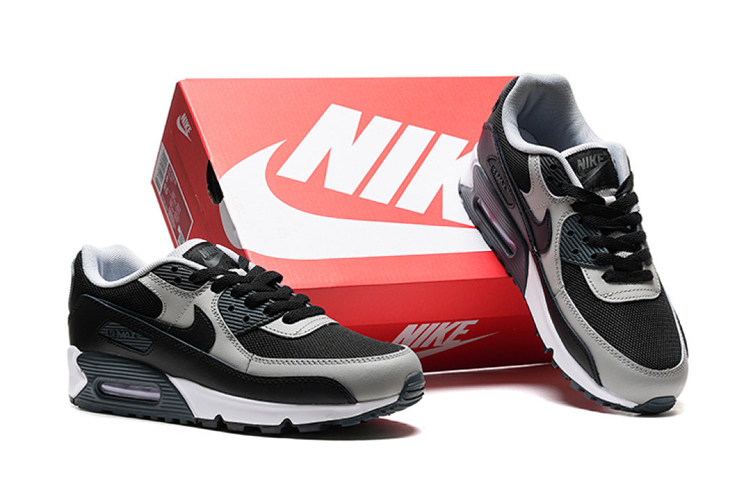 Nike Air Max 90 Essential