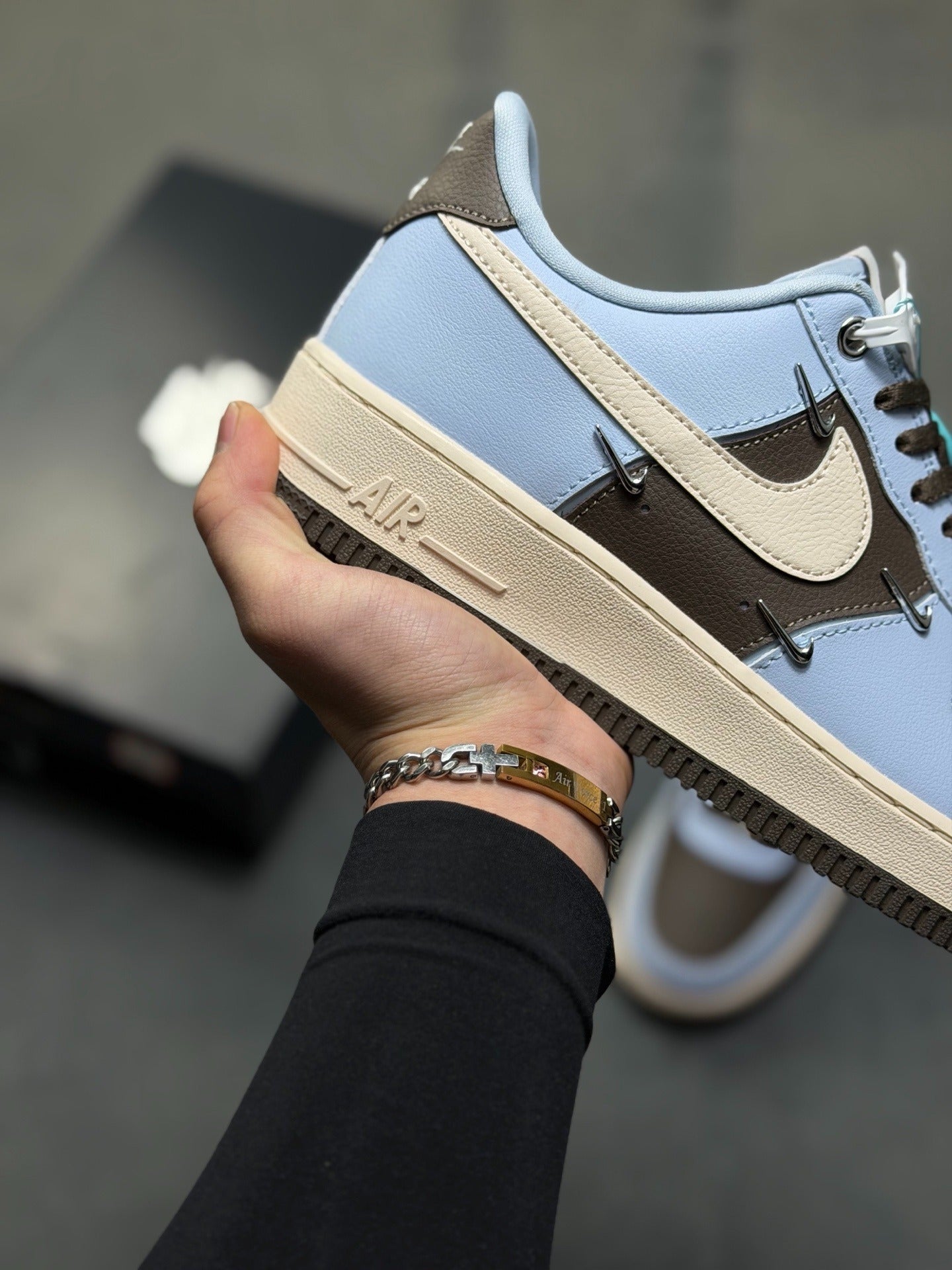 Nike Air Force 1 '07 Low "Baby Blue & Chocolate"
