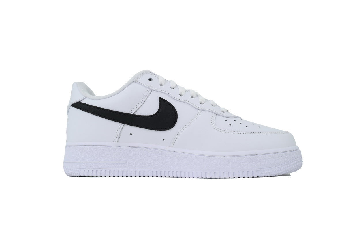 Nike Air Force 1 Low Supreme "White Black" Sneakers