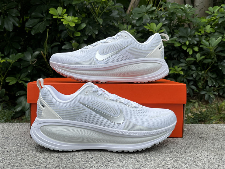 Nike ZoomX Vomero 18 "Pure White/Silver"