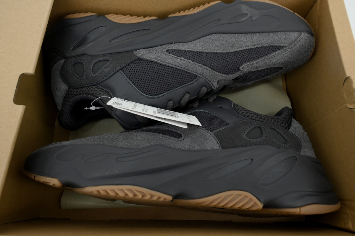Adidas Yeezy Boost 700 "Utility Black"