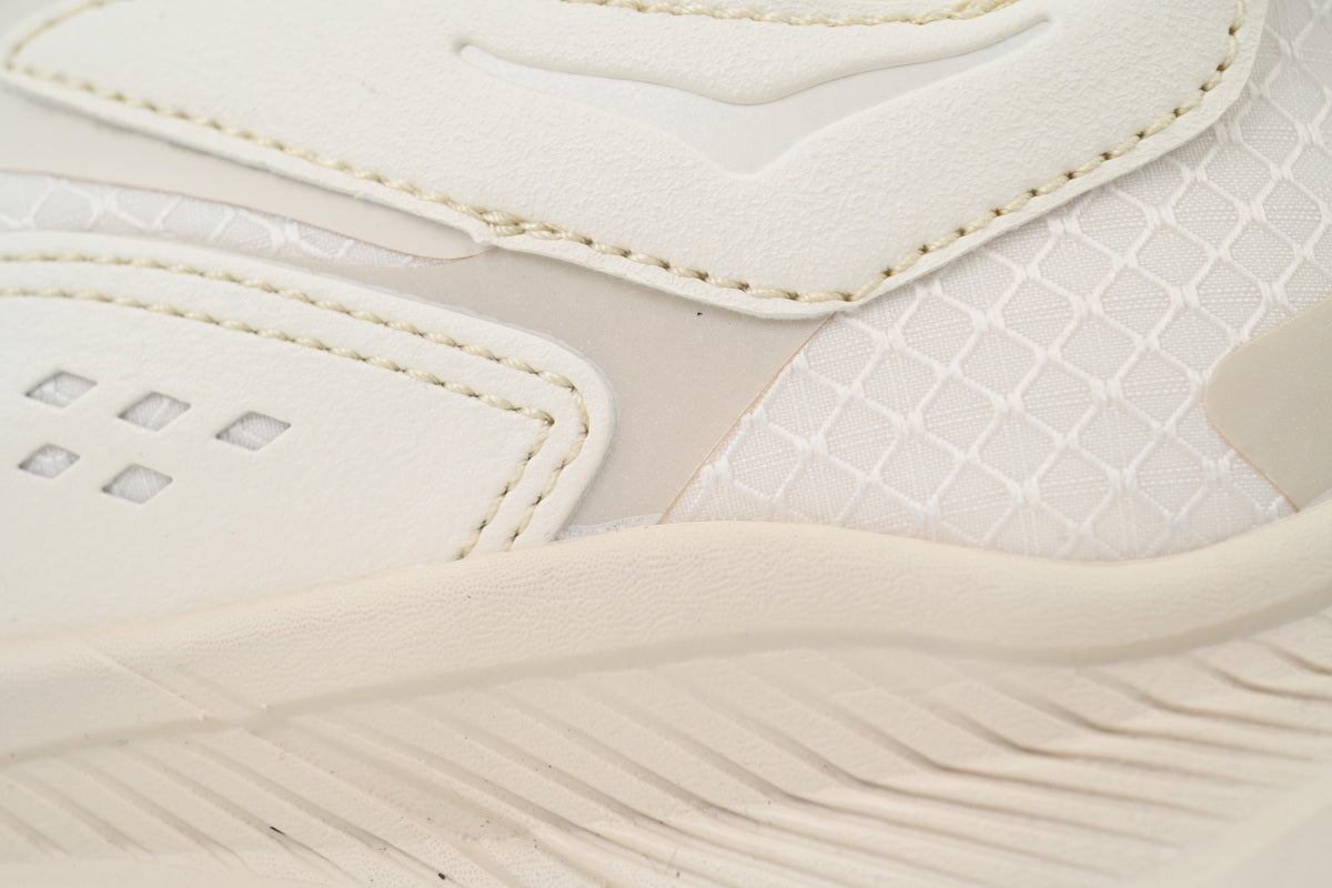 Hoka One One Project Transport "Alabaster/Turtledove"