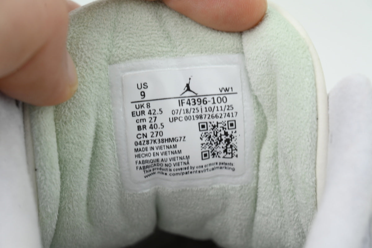 Air Jordan 3 Retro OG Spring Is In The Air