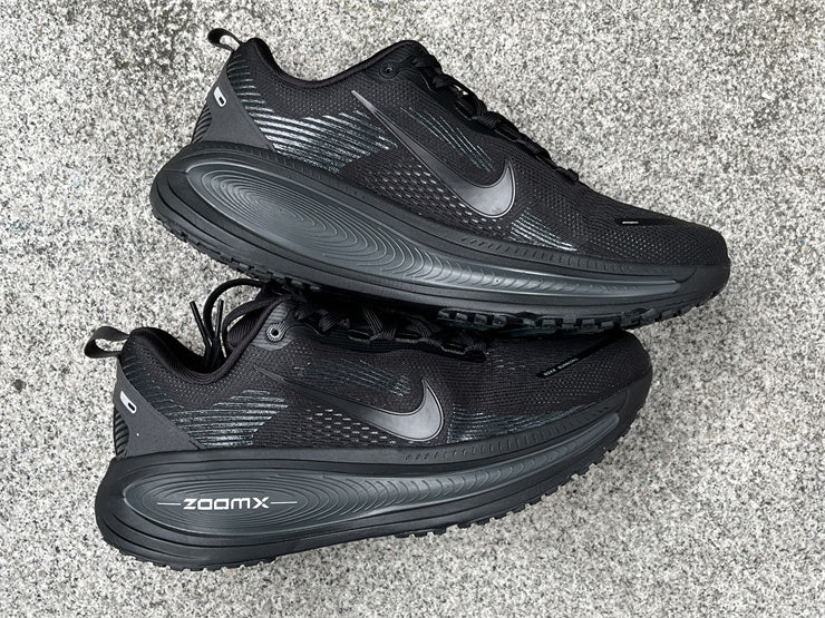 Nike ZoomX Vomero 18 "Triple Black"