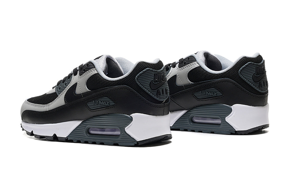 Nike Air Max 90 Essential