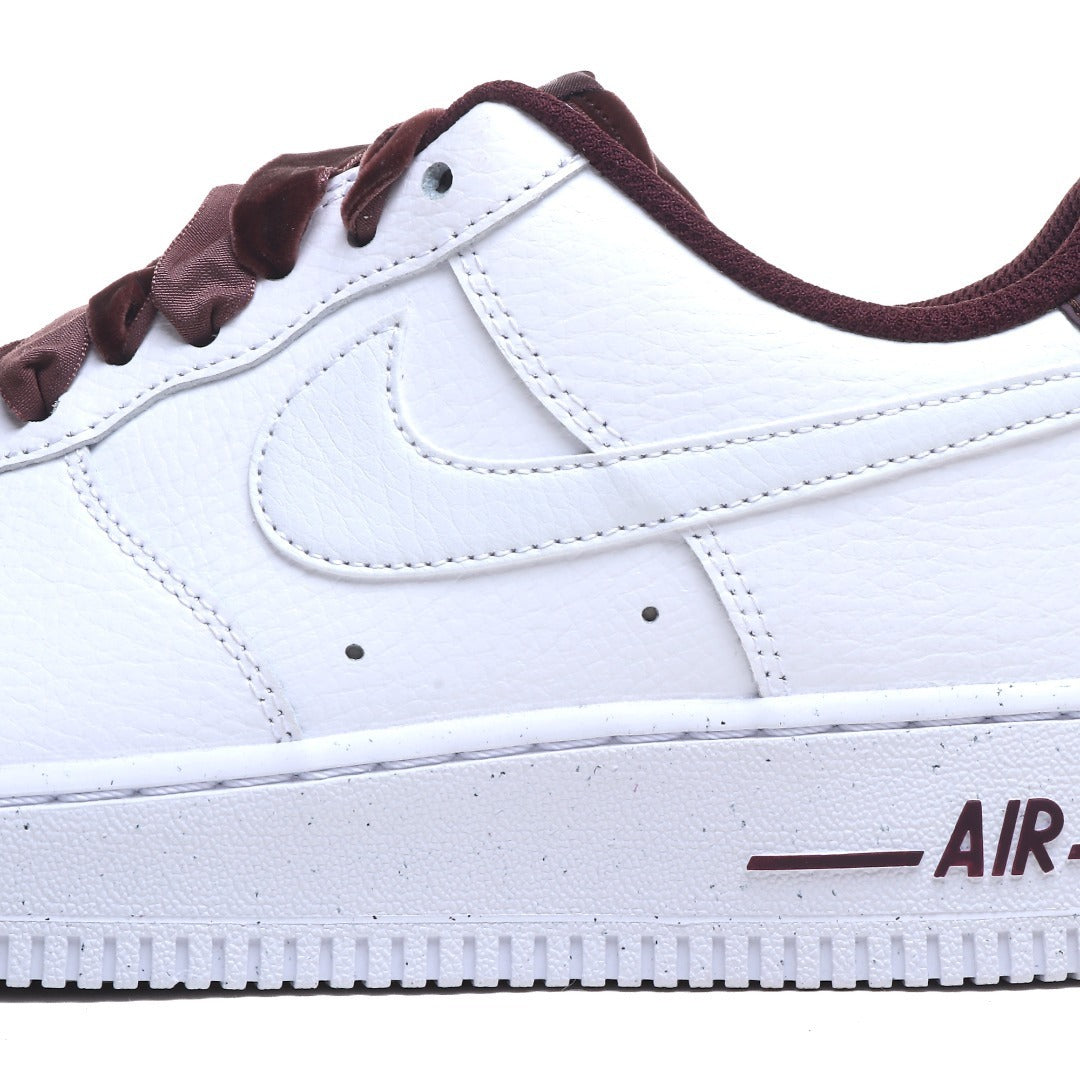 Nike Air Force 1 Low '07 "White/Burgundy"