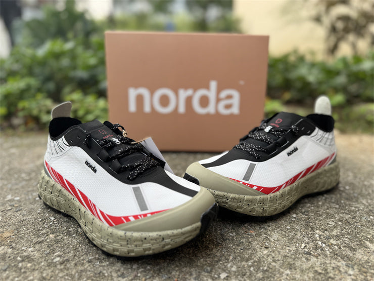 norda 001 "White/Red"