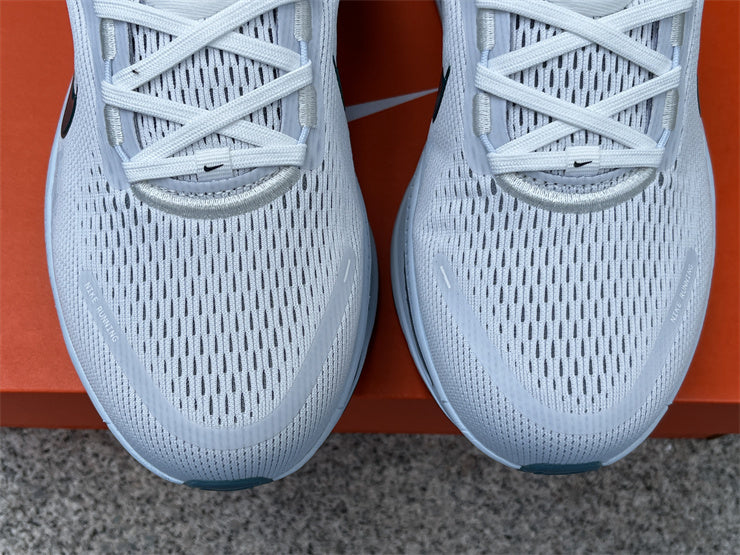 Nike ZoomX Vomero 18 "White & Dark Teal"