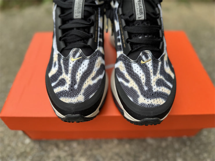 Nike Pegasus Premium "Zebra Print