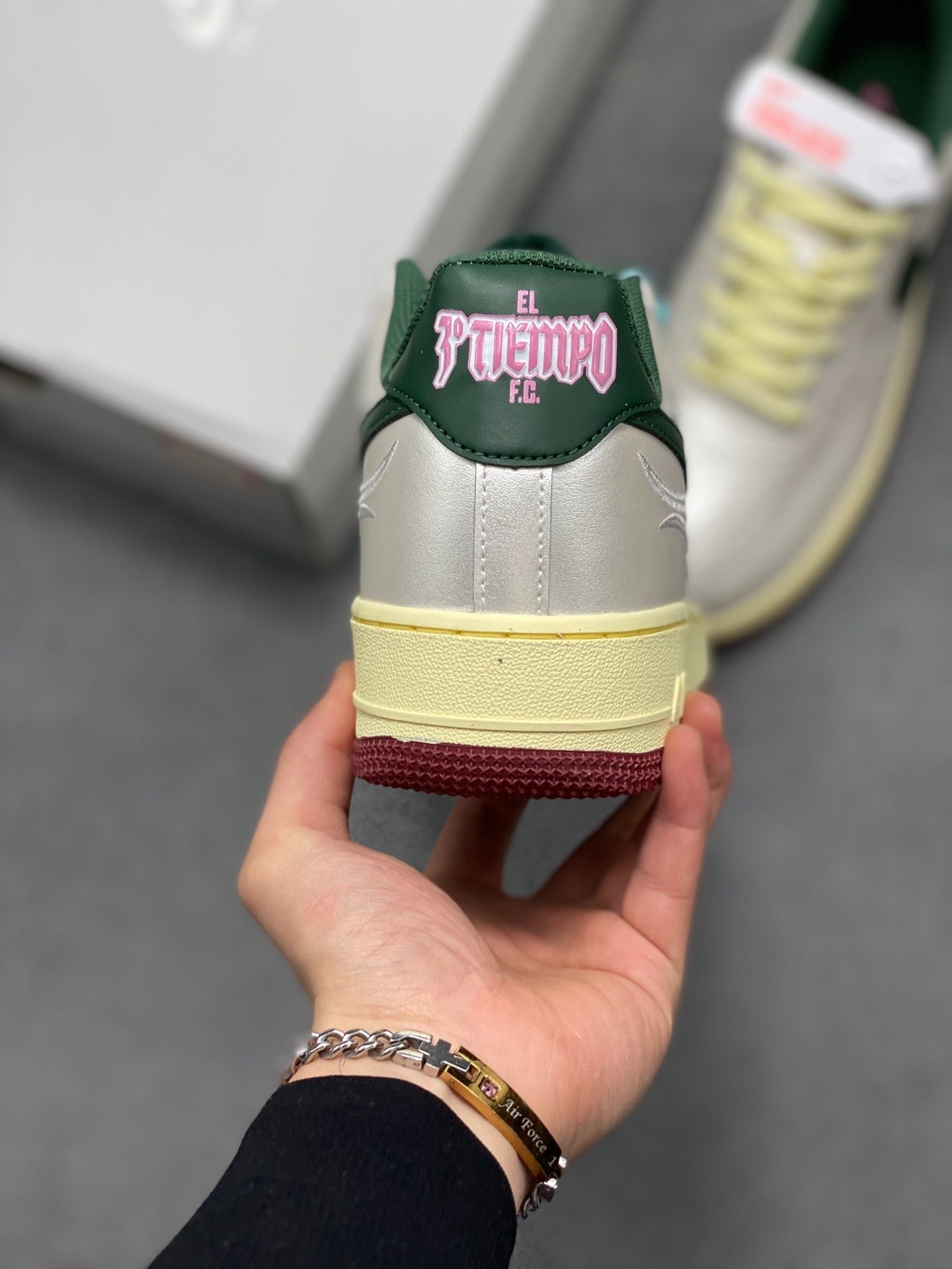 Nike Air Force 1 '07 Low "Pearlized Metallic & Green"