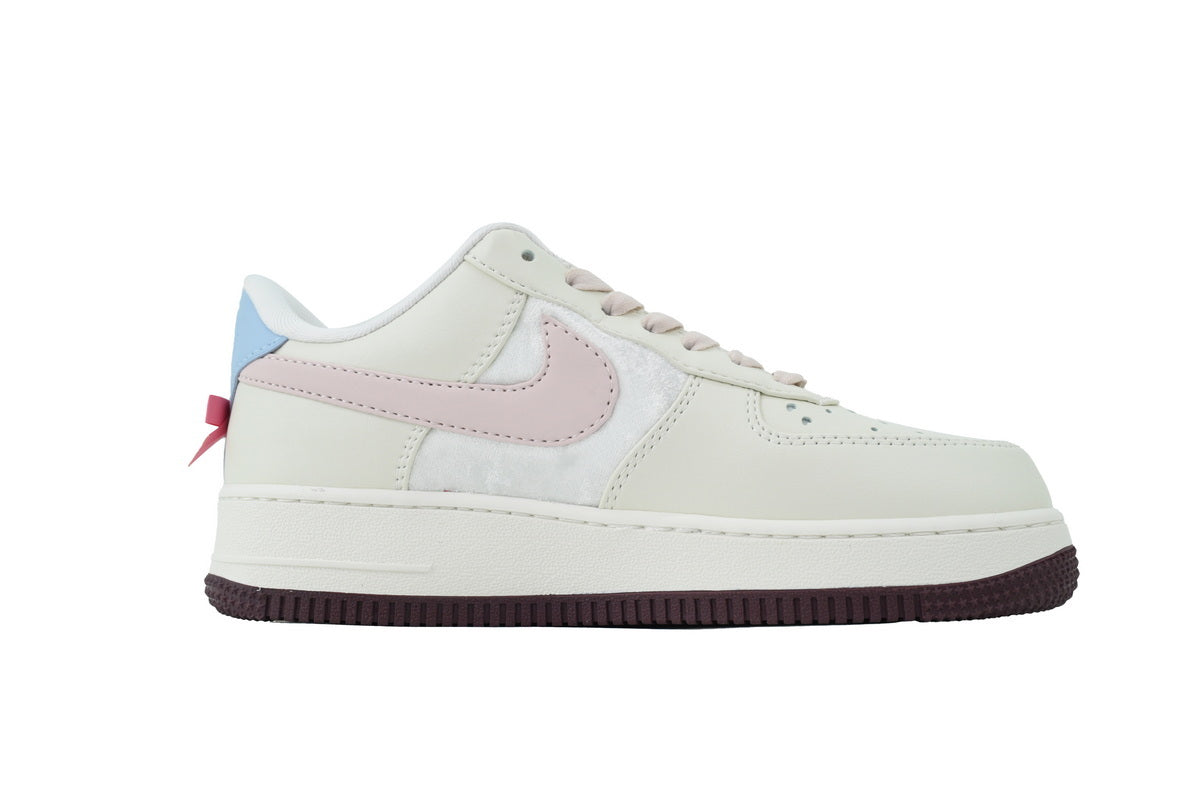 Nike Air Force 1 Low '07 "Valentine's Day" Sneakers
